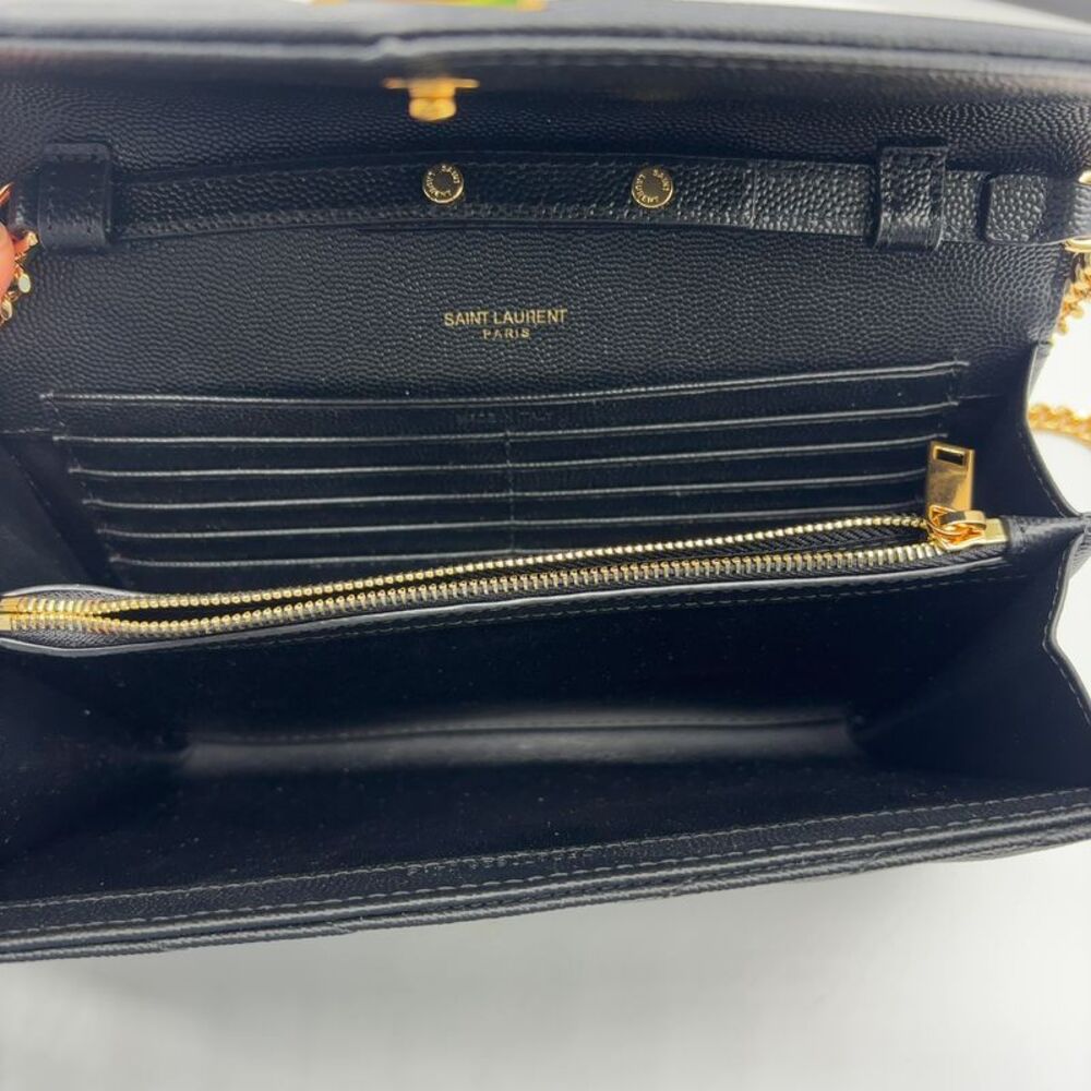 Yves Saint Laurent Cassandre Chain Wallet In Lambskin - Picture 5 of 10
